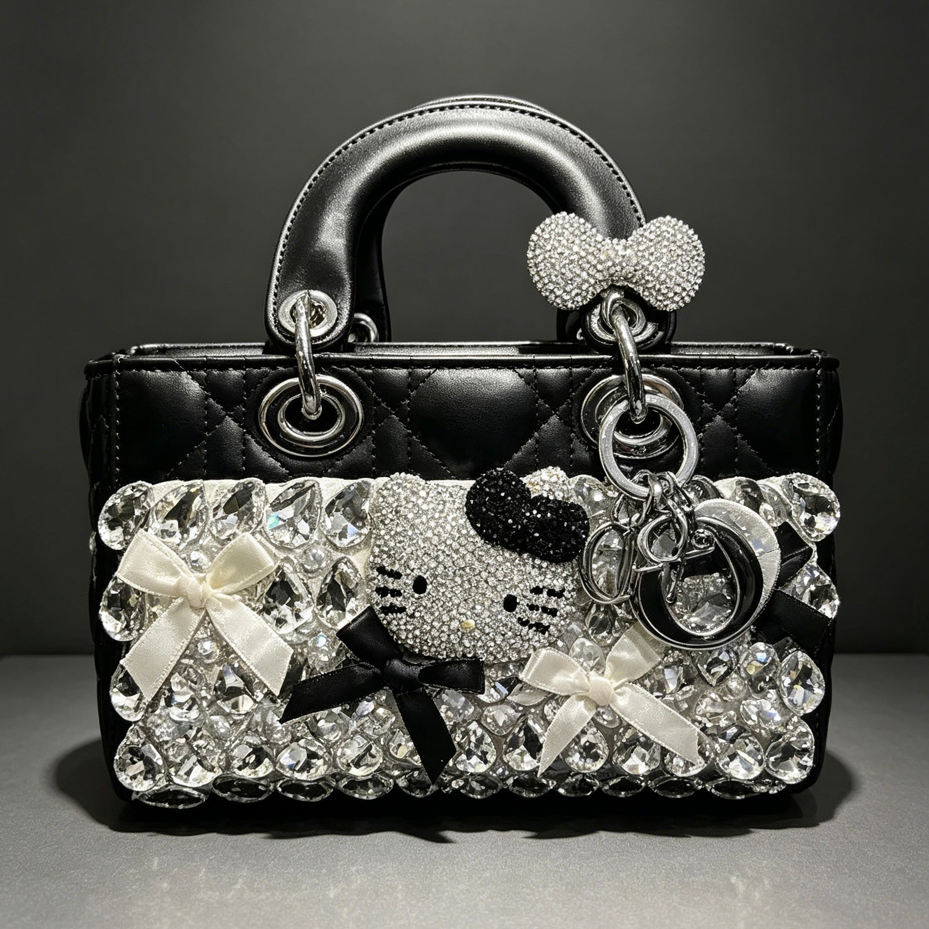 Kawaii Hello Kitty Rhinestone Quilted Handle Bag