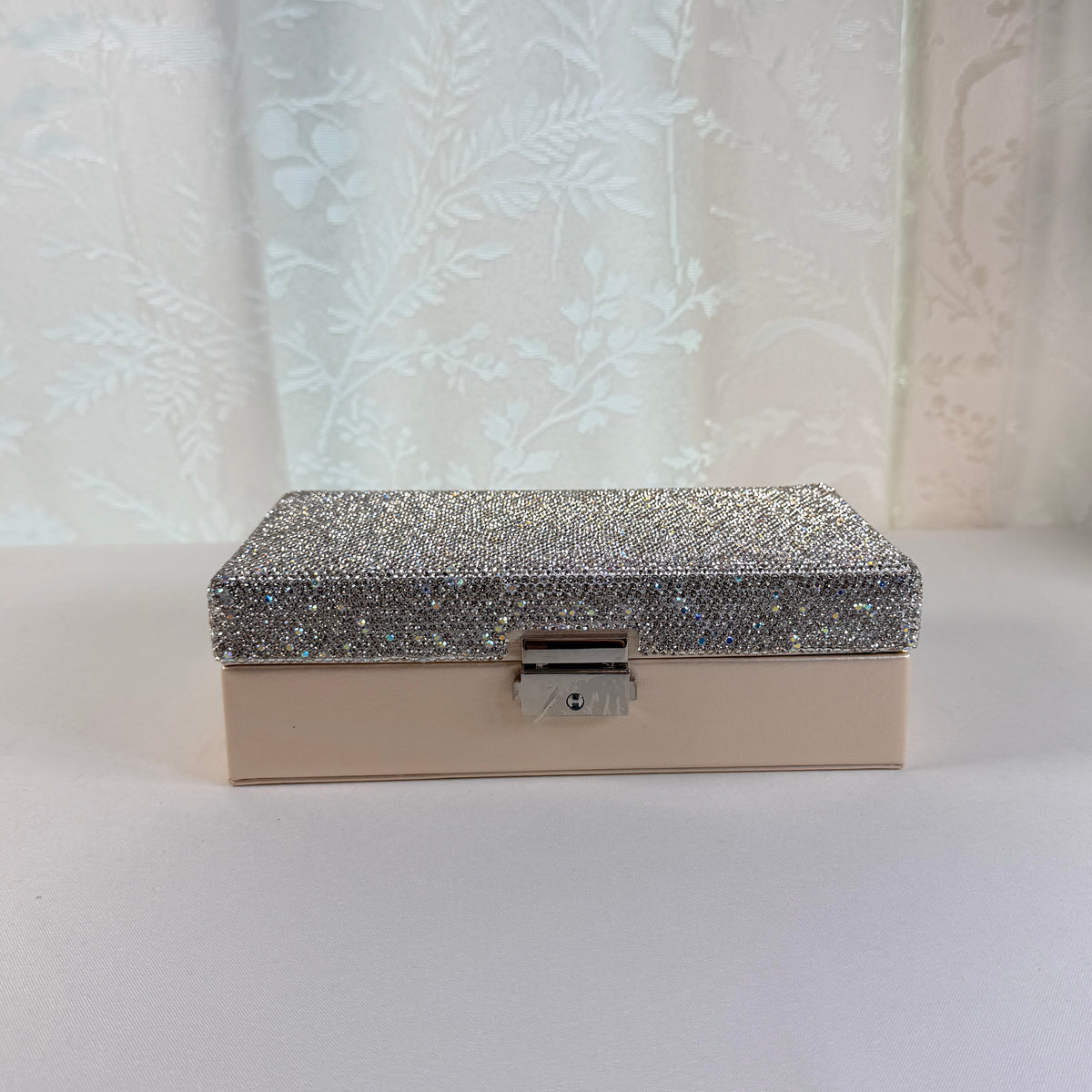 Single-Layer Sparkly Jewelry Box