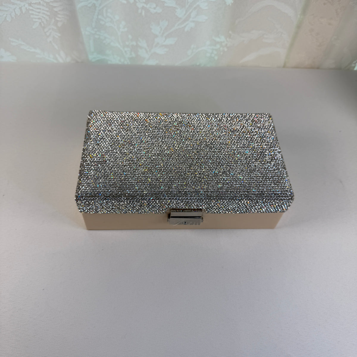 Single-Layer Sparkly Jewelry Box